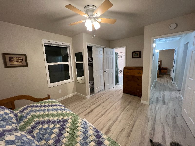 Comfortable Home Close to Sage West - Photo 7
