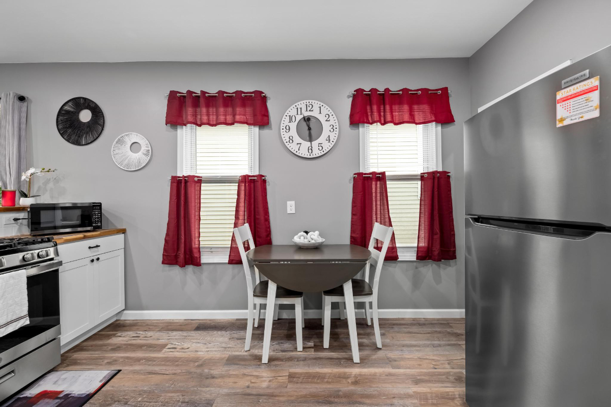 Brand New Furnished Studio in Buffalo, NY - Photo 4