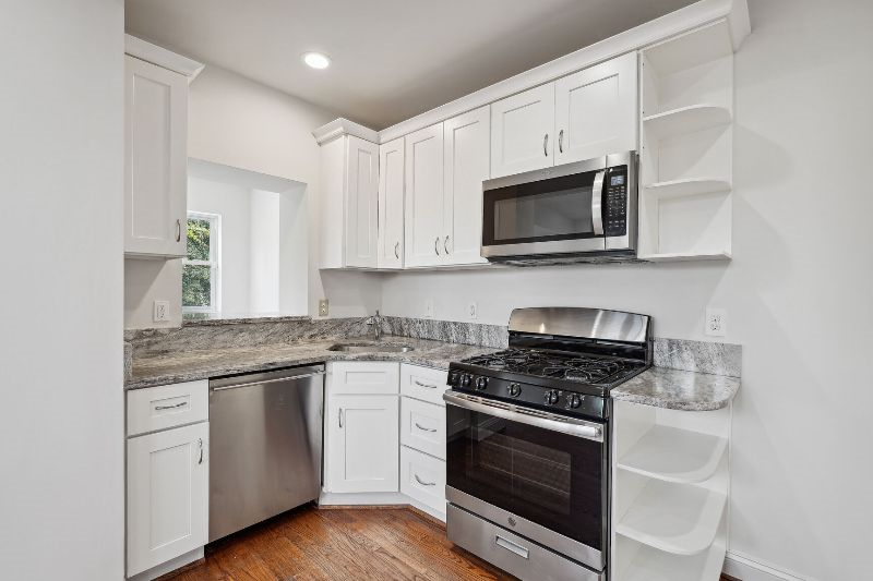Newly renovated house near to public transport and downtown DC and hospitals - Photo 6