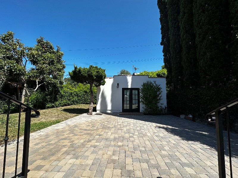 Brand new studio near Bevery Hills and West Hollywood - Photo 2
