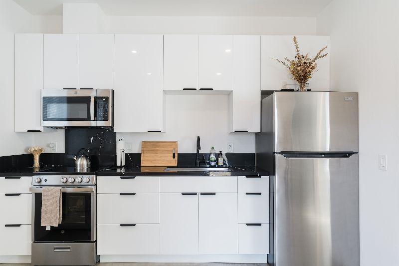 Modern & Comfortable Studio Sanctuary - Photo 4