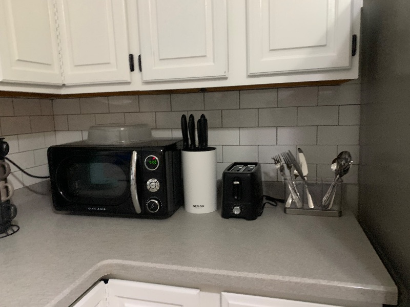Beautiful 2 bedroom - Home away from Home - Photo 8