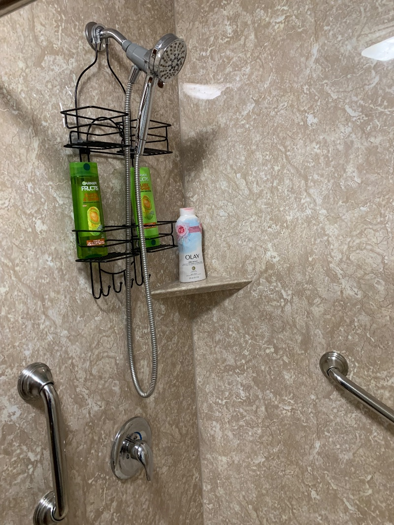 Beautiful 2 bedroom - Home away from Home - Photo 11