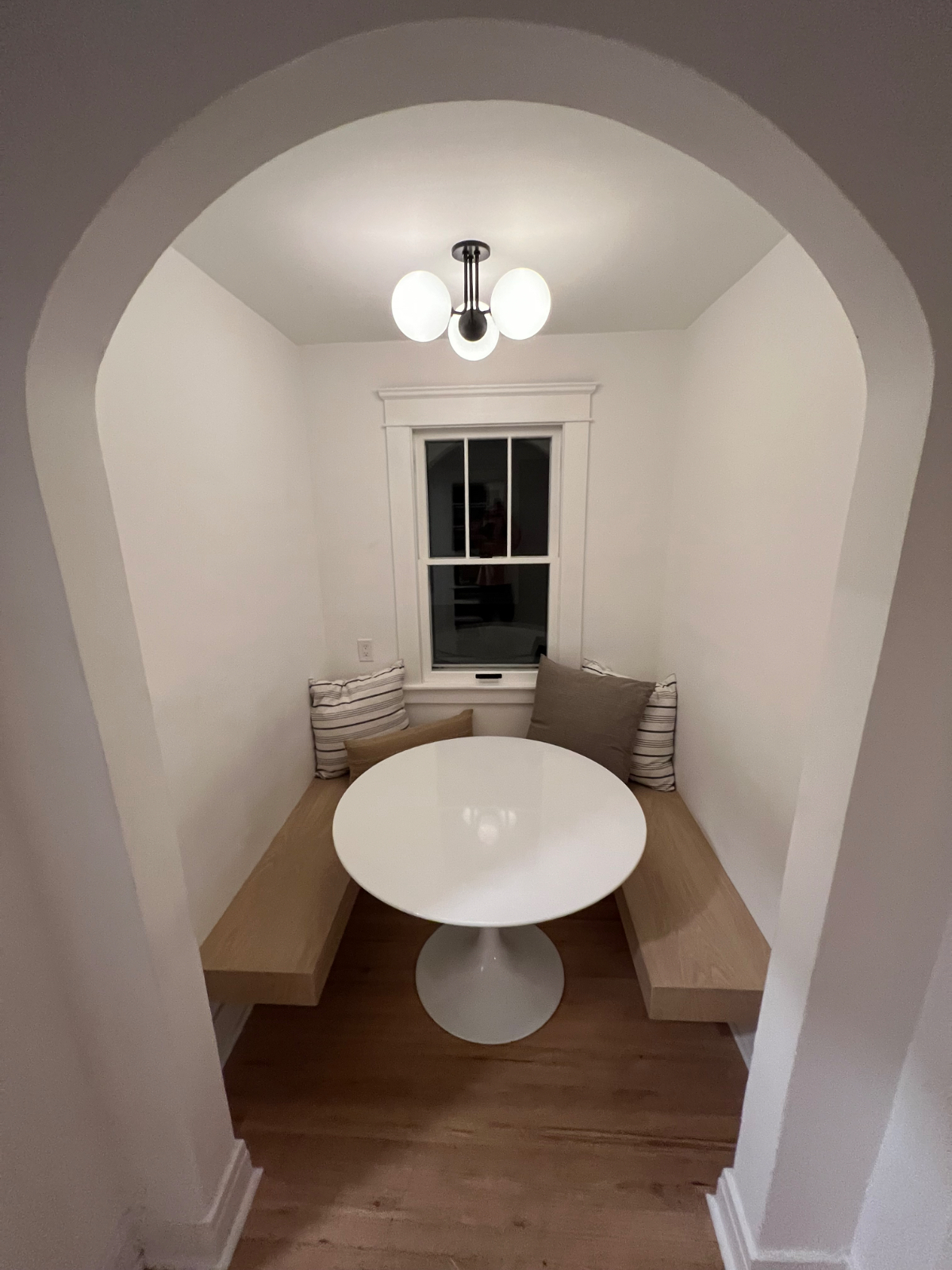 Three Bedroom unit near University - Photo 3