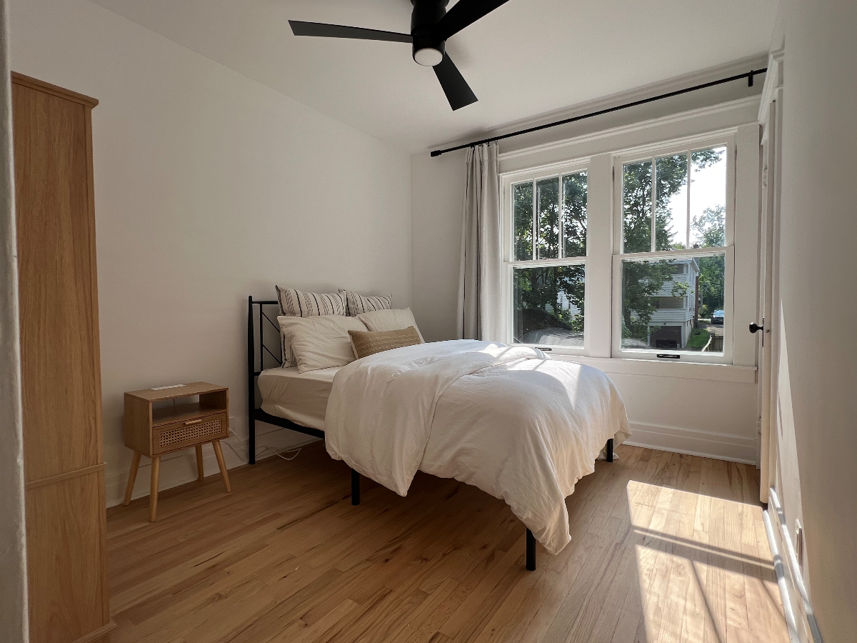 Three Bedroom unit near University - Photo 1