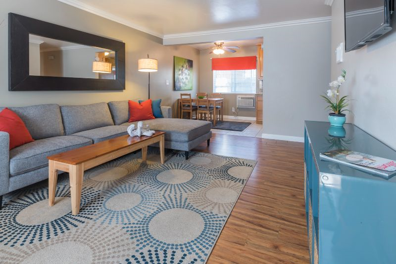 Diamond Street Condo A - 2bed/2bath w/AC & Parking - Photo 1