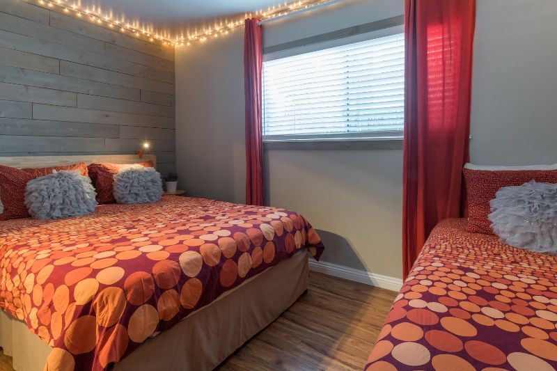 Diamond Street Condo A - 2bed/2bath w/AC & Parking - Photo 4