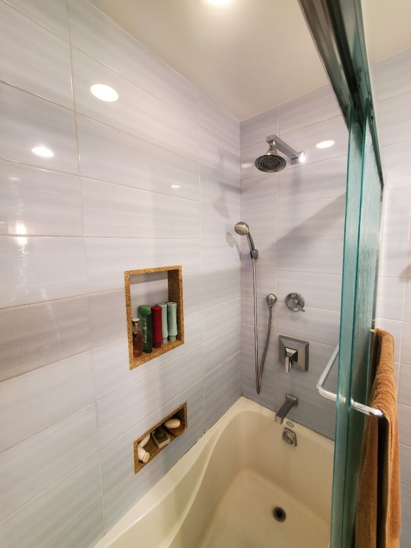 Gorgeous 2 Bedroom/2 Bath Townhouse Just Steps From The Beach - Photo 8