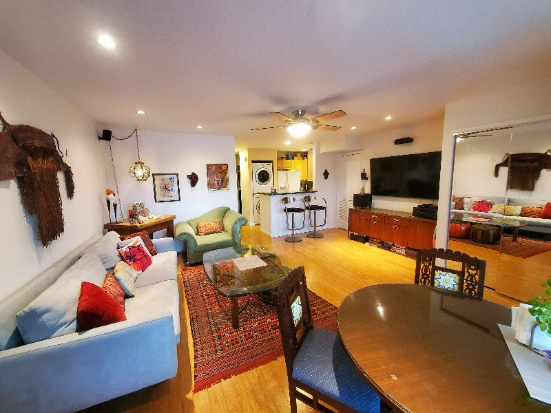 Gorgeous 2 Bedroom/2 Bath Townhouse Just Steps From The Beach - Photo 1