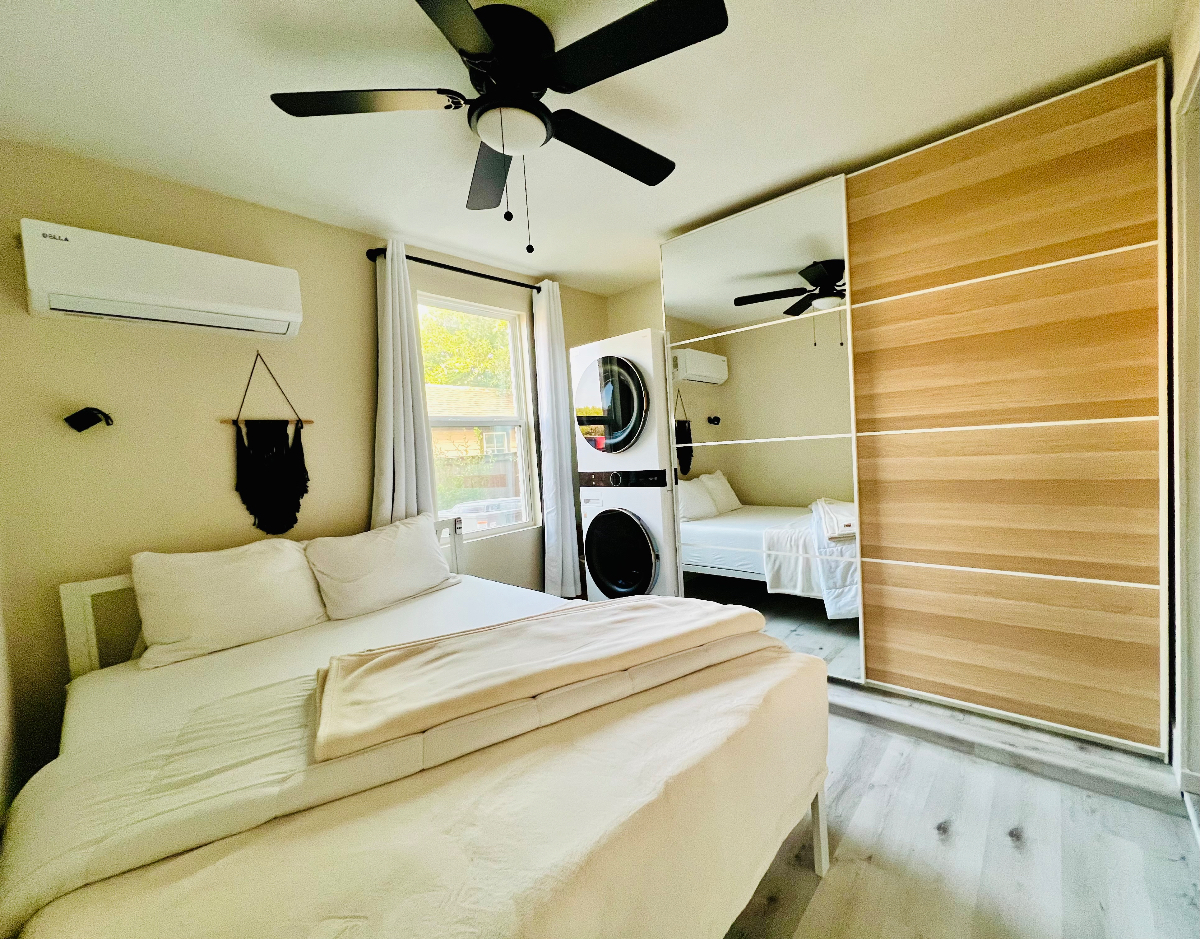1br1ba Fully Furnished Apt. W/ Utilities included