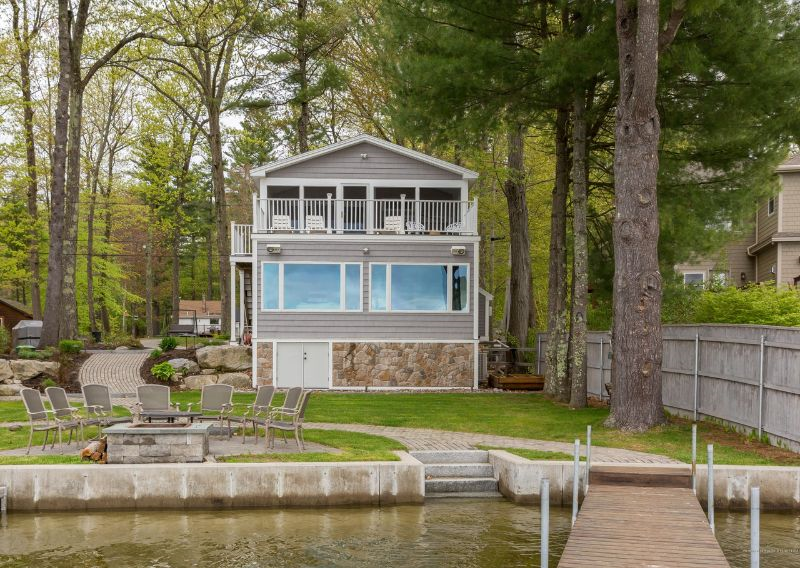 Beautiful Lakefront Home