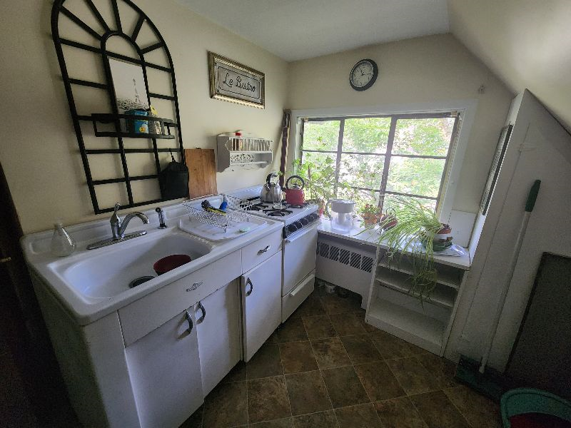 Small studio in charming home - Photo 3