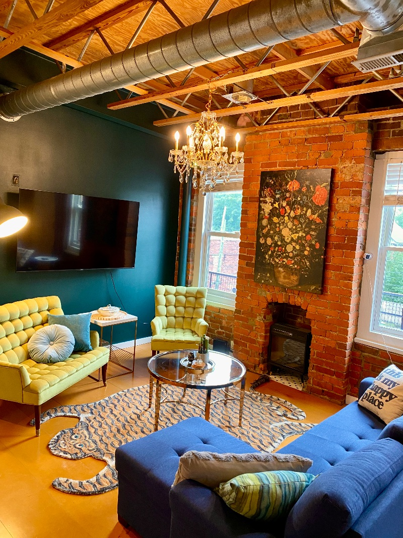Industrial Short North Condo - Photo 3