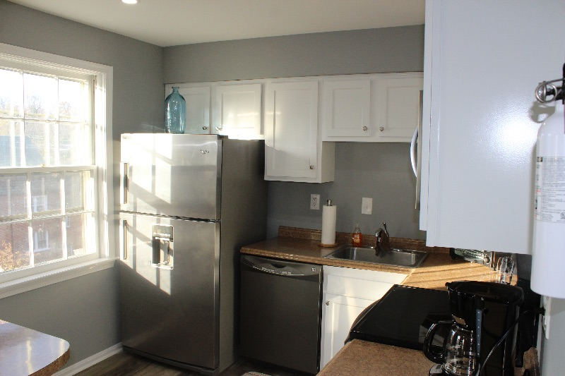 Cozy 1-Bedroom Condo in Hillcrest - Photo 6