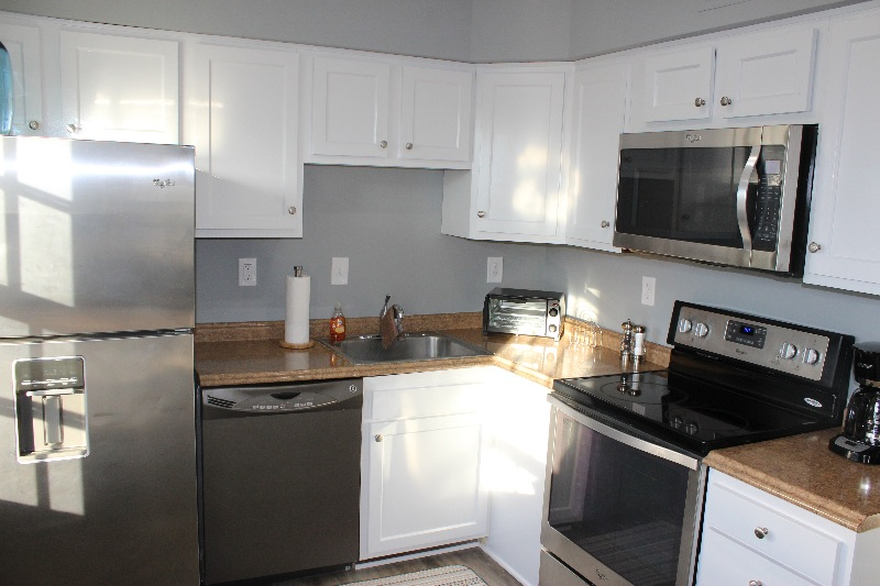 Cozy 1-Bedroom Condo in Hillcrest - Photo 7