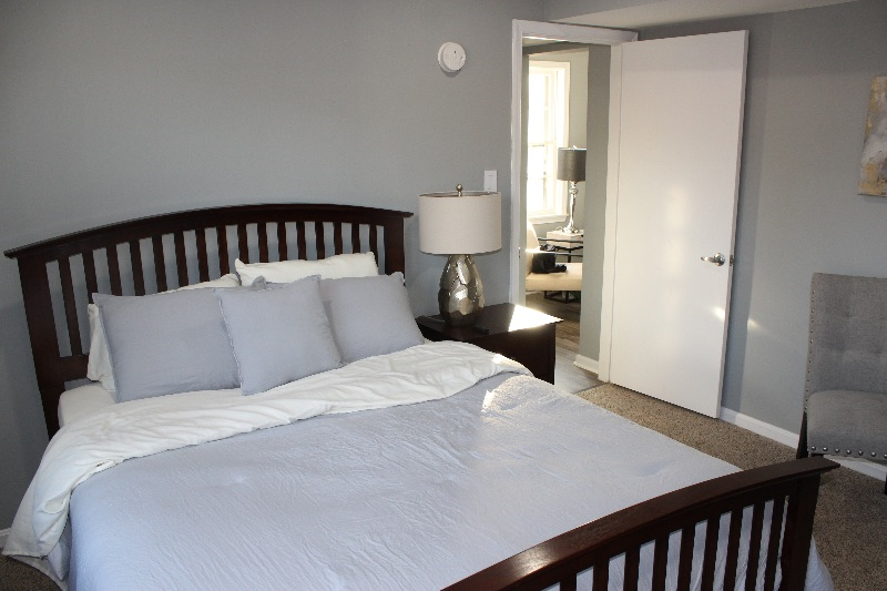 Cozy 1-Bedroom Condo in Hillcrest - Photo 9