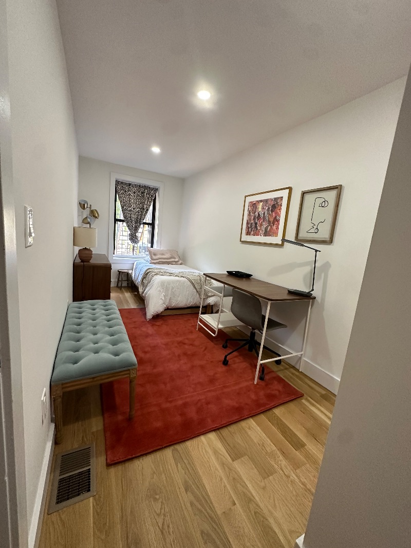 Beautiful Fully Renovated True 2BR/2 Full Bath - Photo 6
