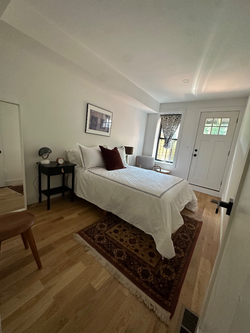 Beautiful Fully Renovated True 2BR/2 Full Bath - Photo 1