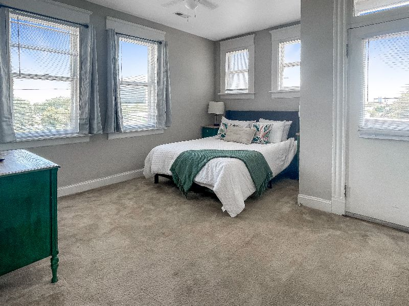 Green Bedroom (Master)- Queen Sized Bed