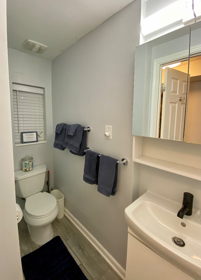 Cozy One-Bedroom Unit With Everything You Could Possibly Need - Photo 3