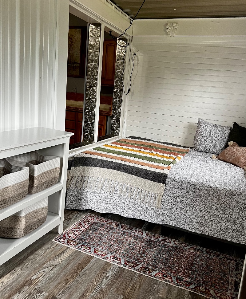 Cute apartment on horse farm Manlius - Photo 4