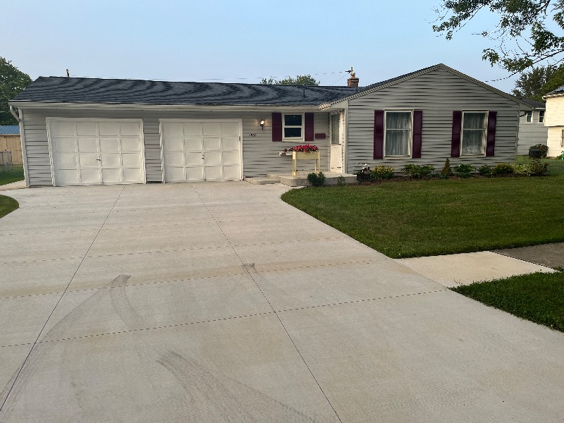 Lovely ranch home for rent in a quiet and safe neighborhood - Photo 1