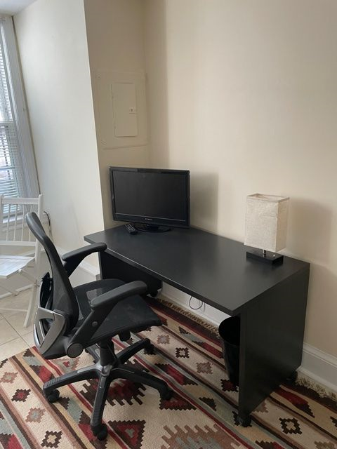 Lightfilled, fully furnished basement unit on Capitol Hill - Photo 9