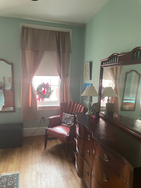 Lightfilled, fully furnished basement unit on Capitol Hill - Photo 6