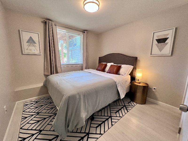 Rare & Modern 2 Master Bedroom Guest Suites - Photo 1