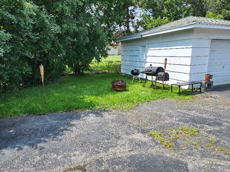Tranquil Haven Quaint and Cozy Duplex near Area Hospitals - Photo 4