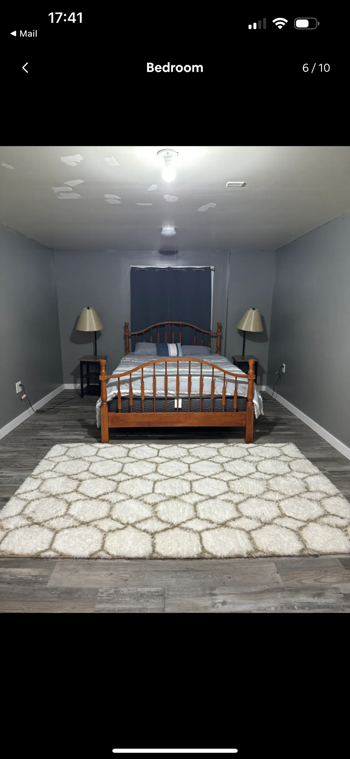 Secluded Basement Apartment - Photo 3
