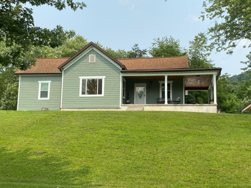 Quaint home 3-4 miles from SOMC, KDHOH & 20miles to KDMC KY hospitals ...