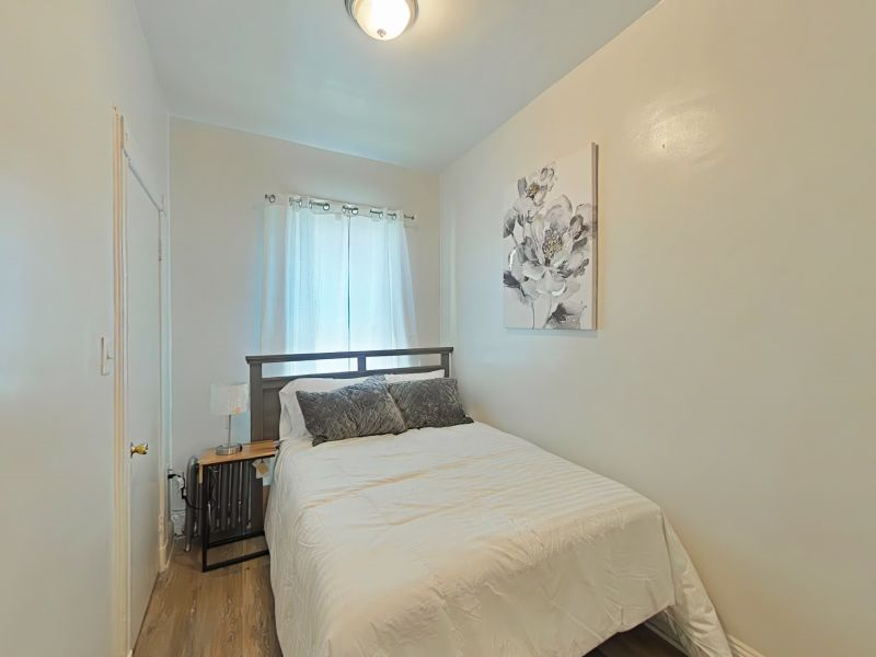 1 bedroom apartment with patio - Photo 9