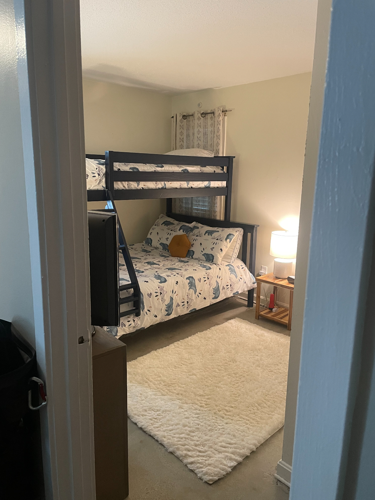 2 BR 1 BA Mountainside Condo - Photo 5
