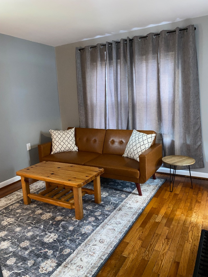 2 Bedroom 1 Bath Apartment - Photo 1