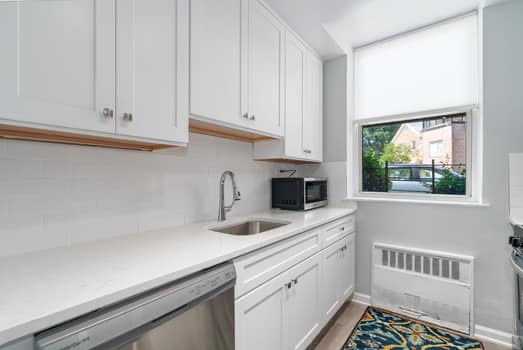 Gorgeous Studio- Close to all! - Photo 10