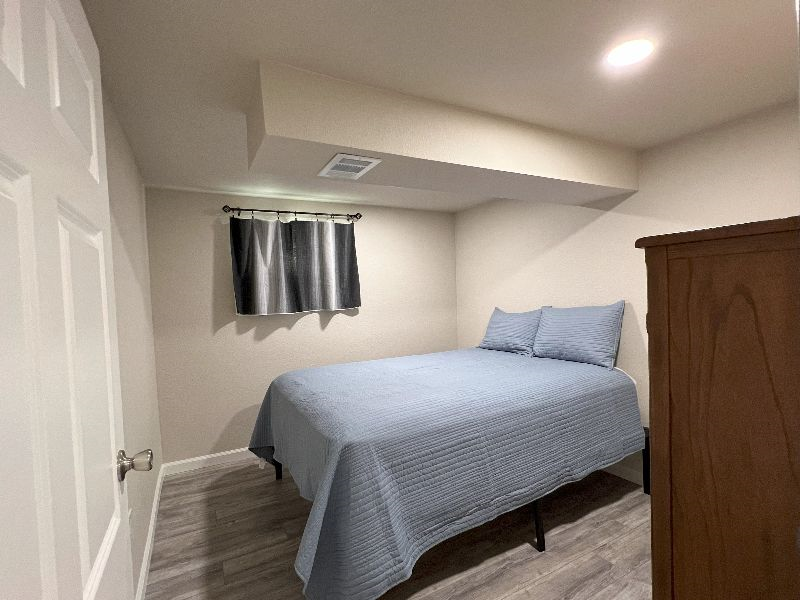 Completely Remodeled Eastside - Photo 9