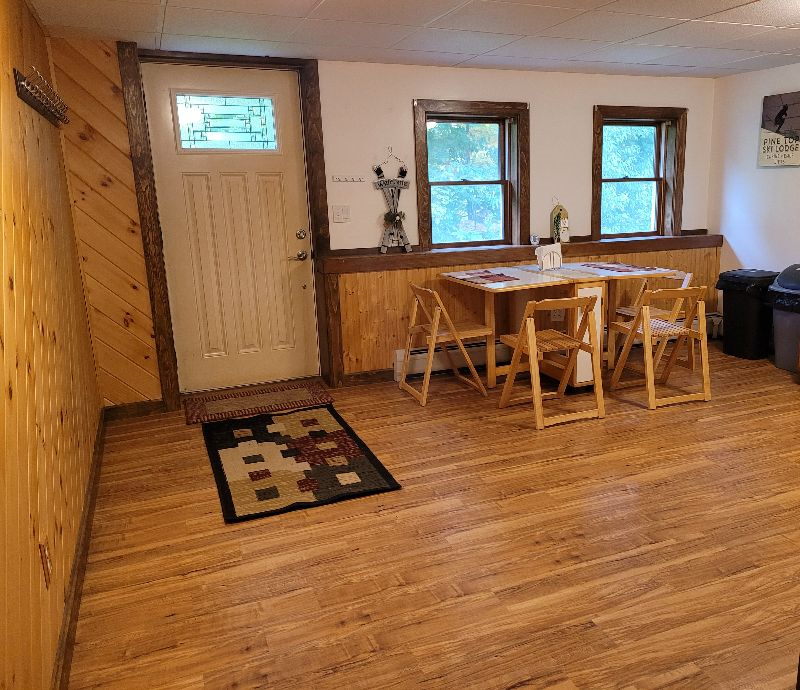 Ground level apartment with separate entrance - Photo 1