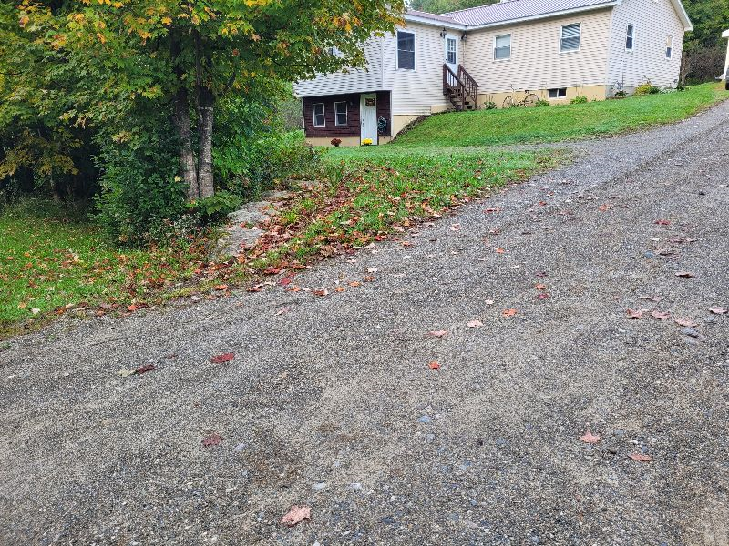 Ground level apartment with separate entrance - Photo 9