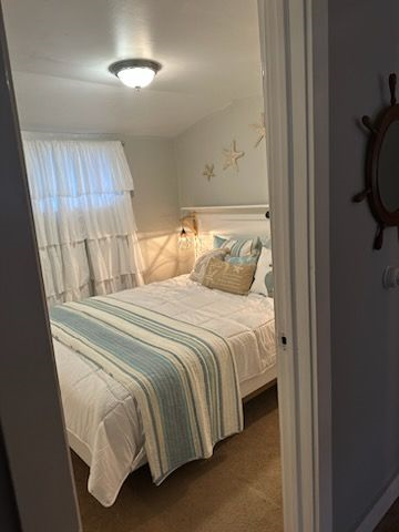 Cute Cottage with beach rights within walking distance of Lake Ontario - Photo 7