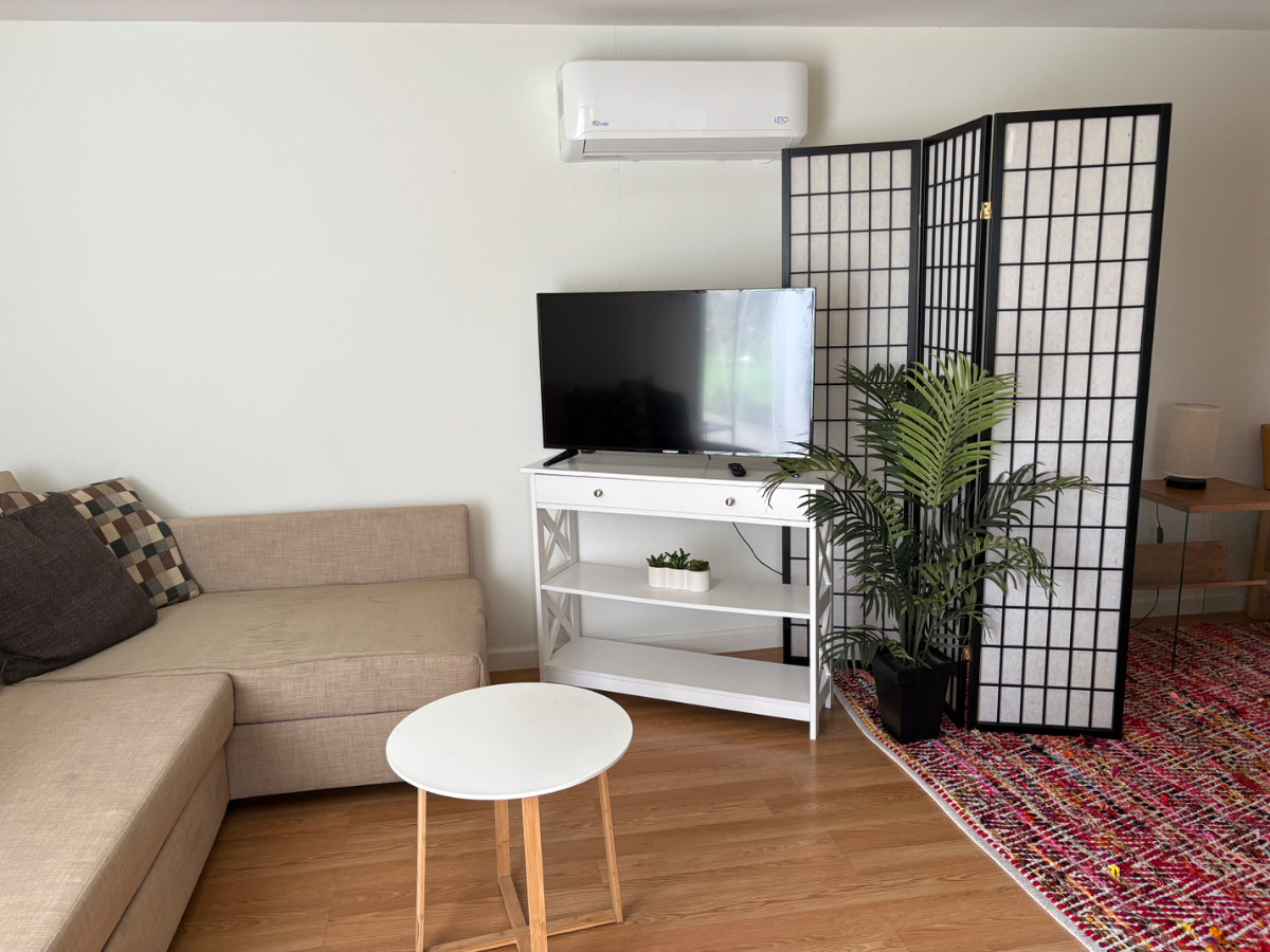 Cute furnished studio - Photo 3