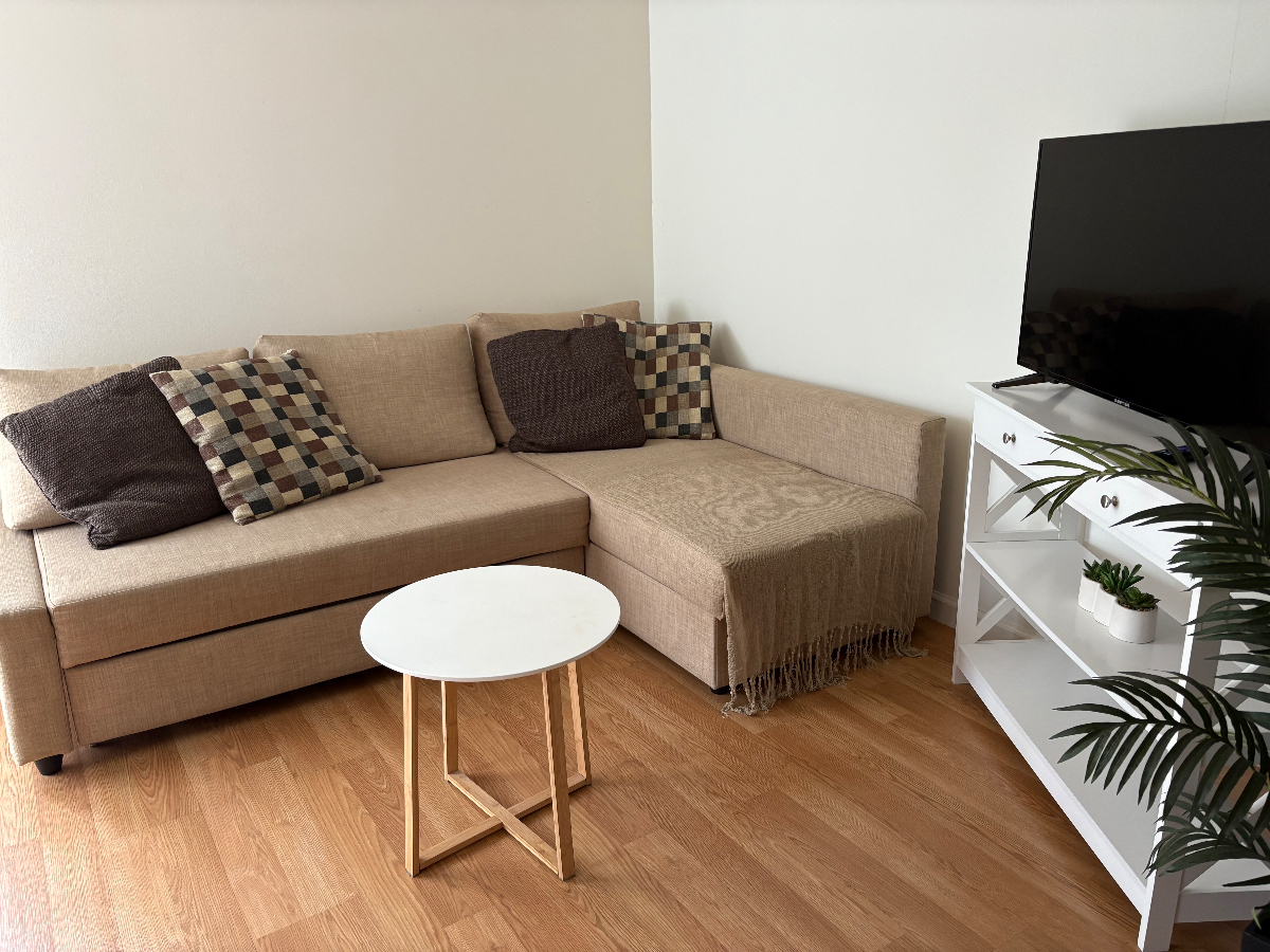 Cute furnished studio - Photo 2