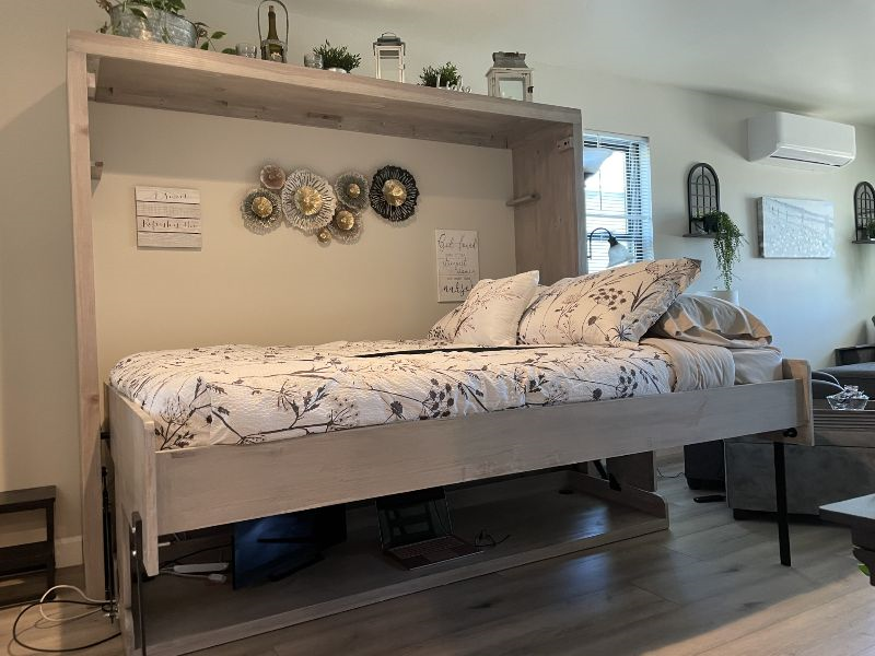 Room for Rent in Quiet Clairmont Home - Photo 6