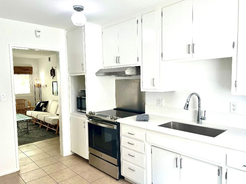 Point Loma / Ocean Beach Community 2 Bedroom 1 Bath Unit - Photo 6