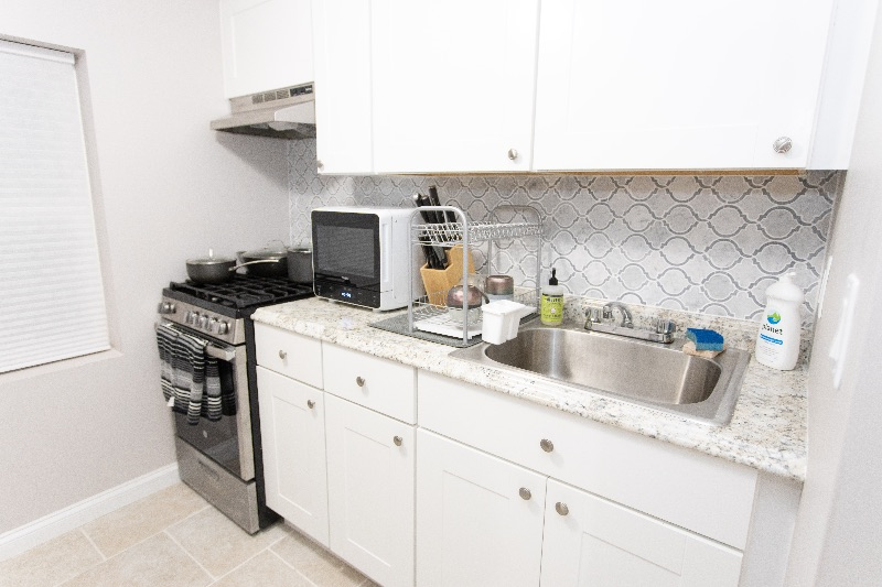 Private Studio Apartment near Van Cortlandt Park! - Photo 7