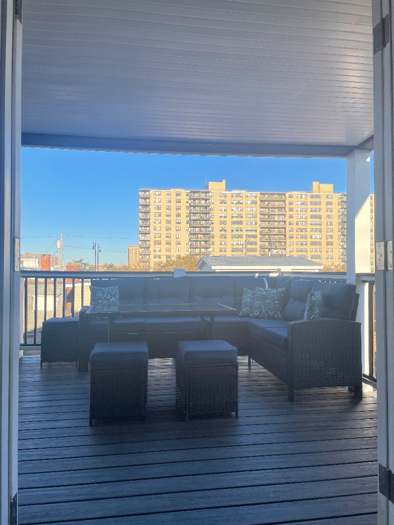 Luxurious 2 bedroom 1 bath apartment with Spa Amenities - Photo 9