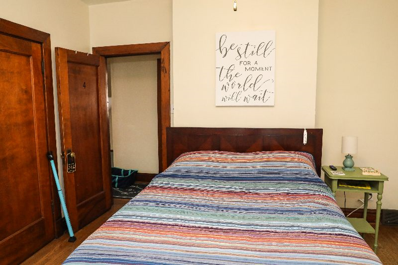 Bay's BNB Room 4 (Private Room in Large Home with Hot Tub Close to Everything) - Photo 1