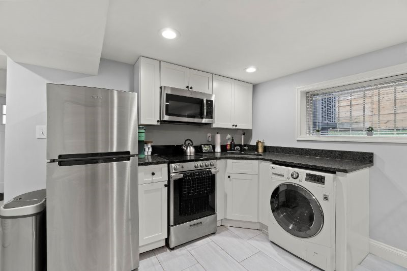 DC Urban Villa At Girard 1br | 1ba & Sleeper Sofa - Photo 9