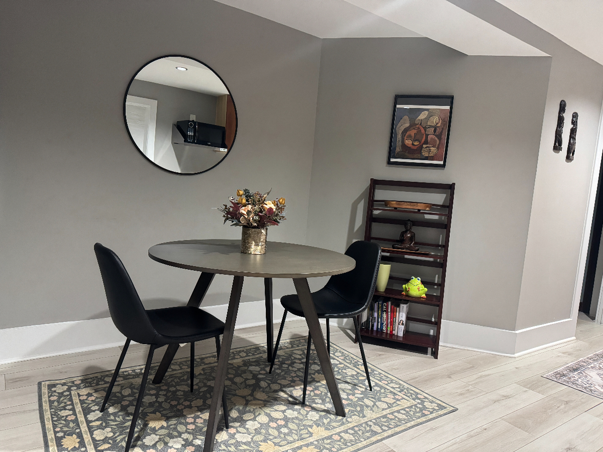Discover modern living in this newly renovated separated unit in a row home situated in an exception - Photo 5