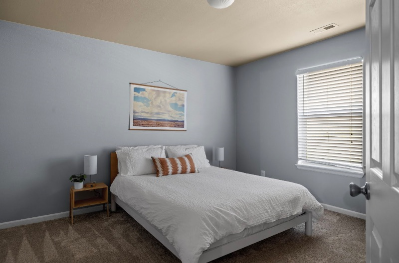Spacious and modern townhouse in great location - Photo 9